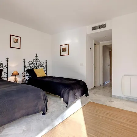 Frontline Paradise Townhouse Prázdninový dům Estepona
